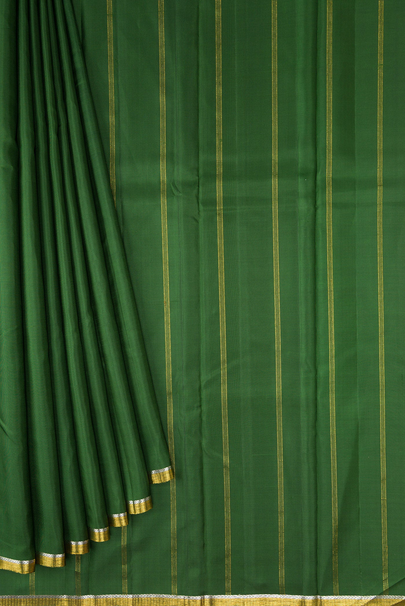 Pleats and pallu of Bottle Green Dual Tone Soft Silk Saree with Plain Body and Zari Border. 