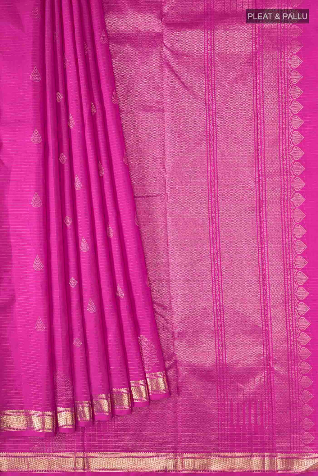 pleats pallu