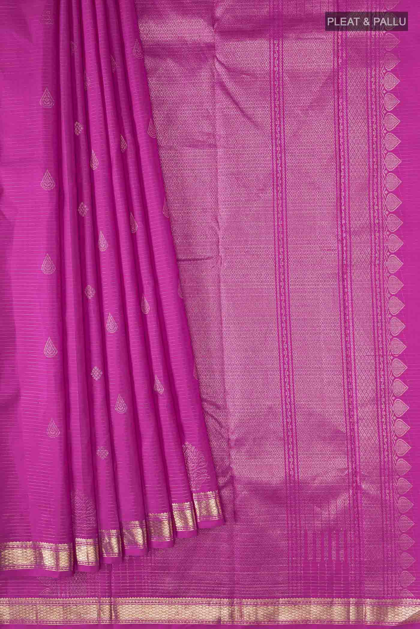 pleats pallu