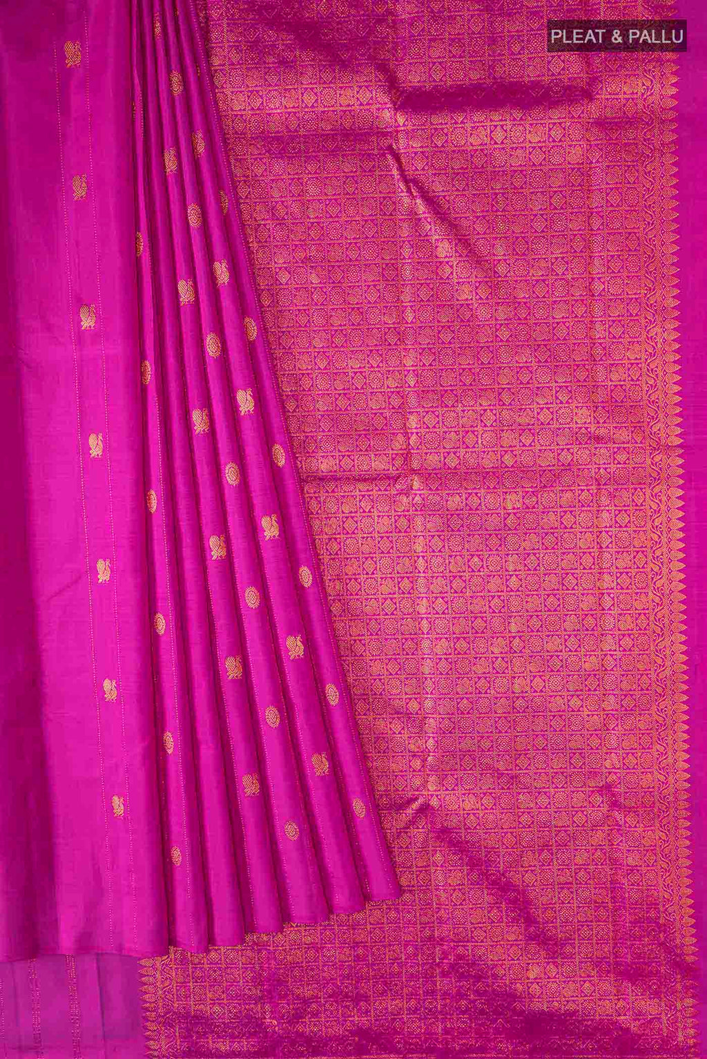 pleats pallu