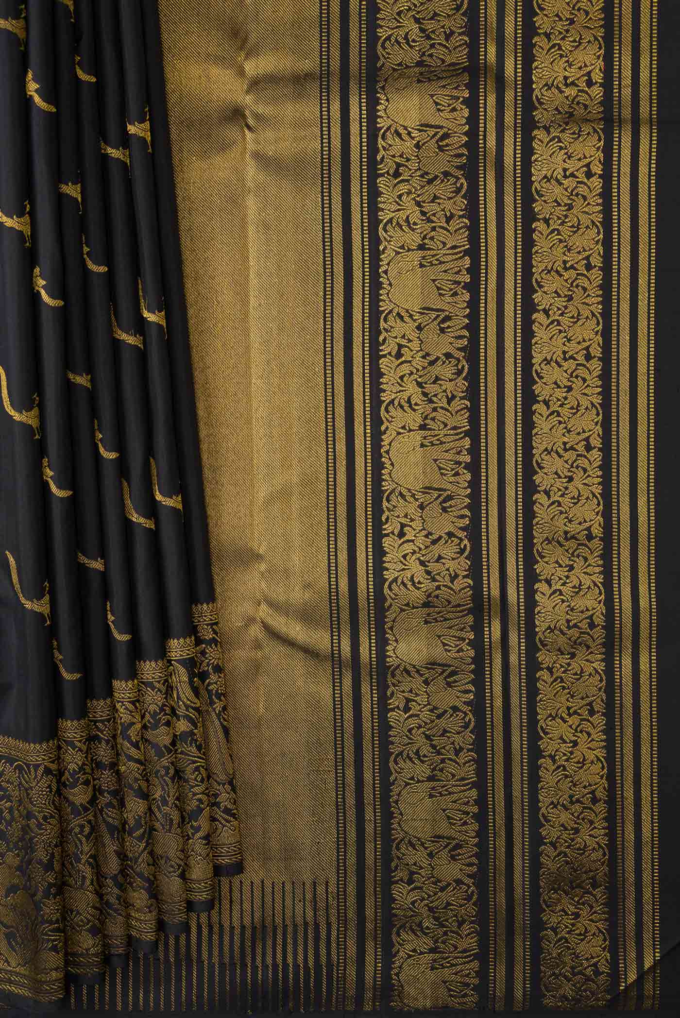 pleats pallu