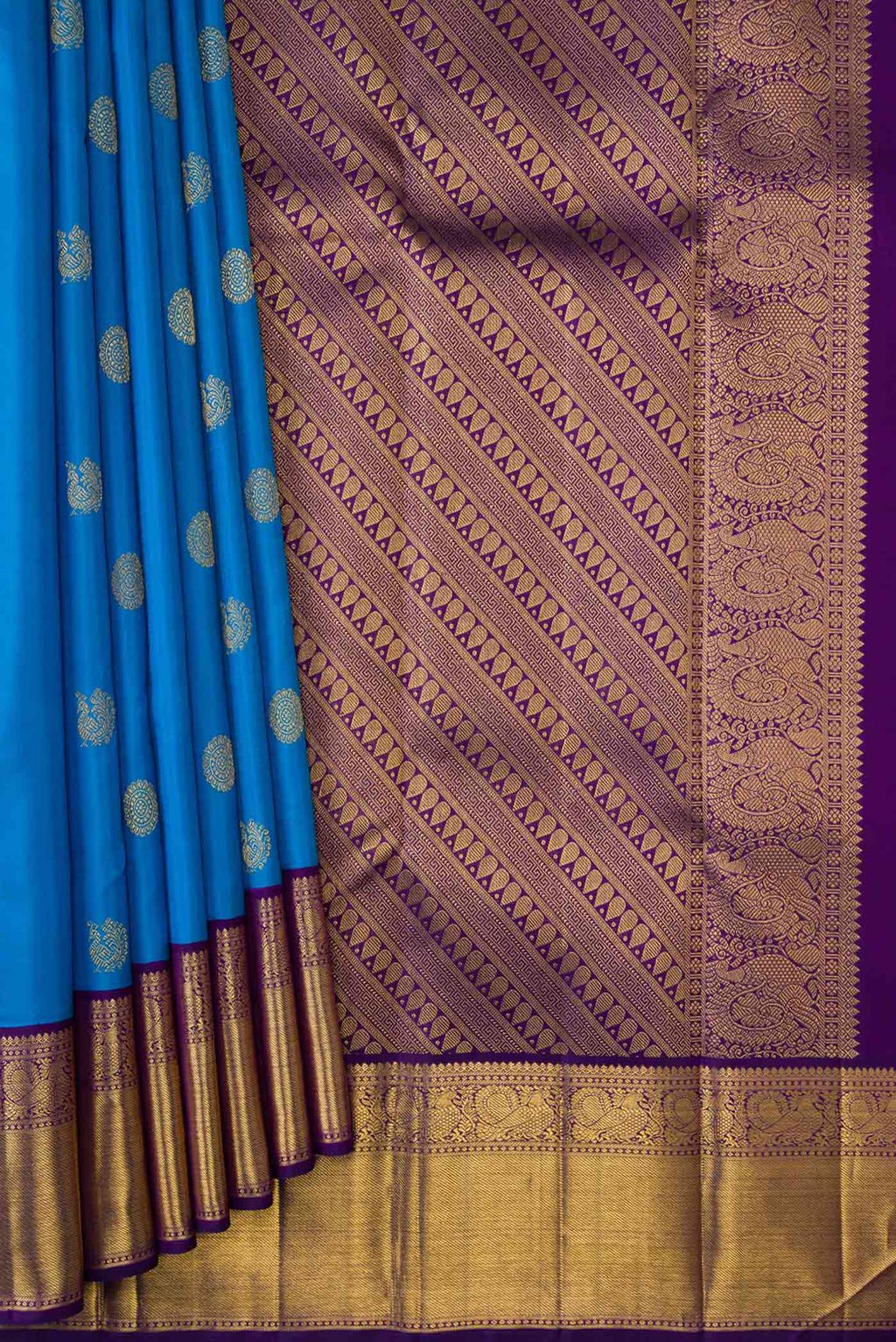 pleats pallu