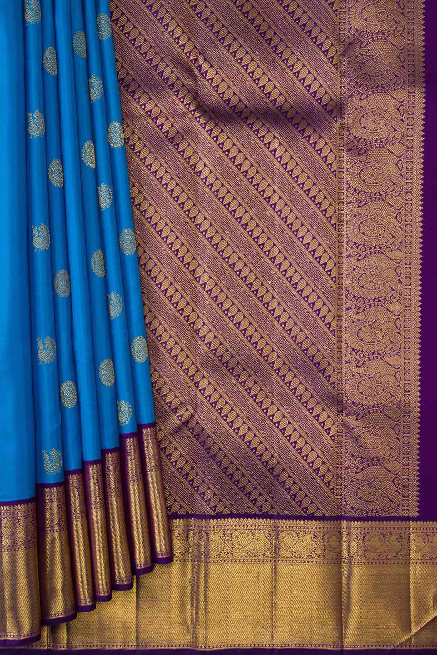 pleats pallu