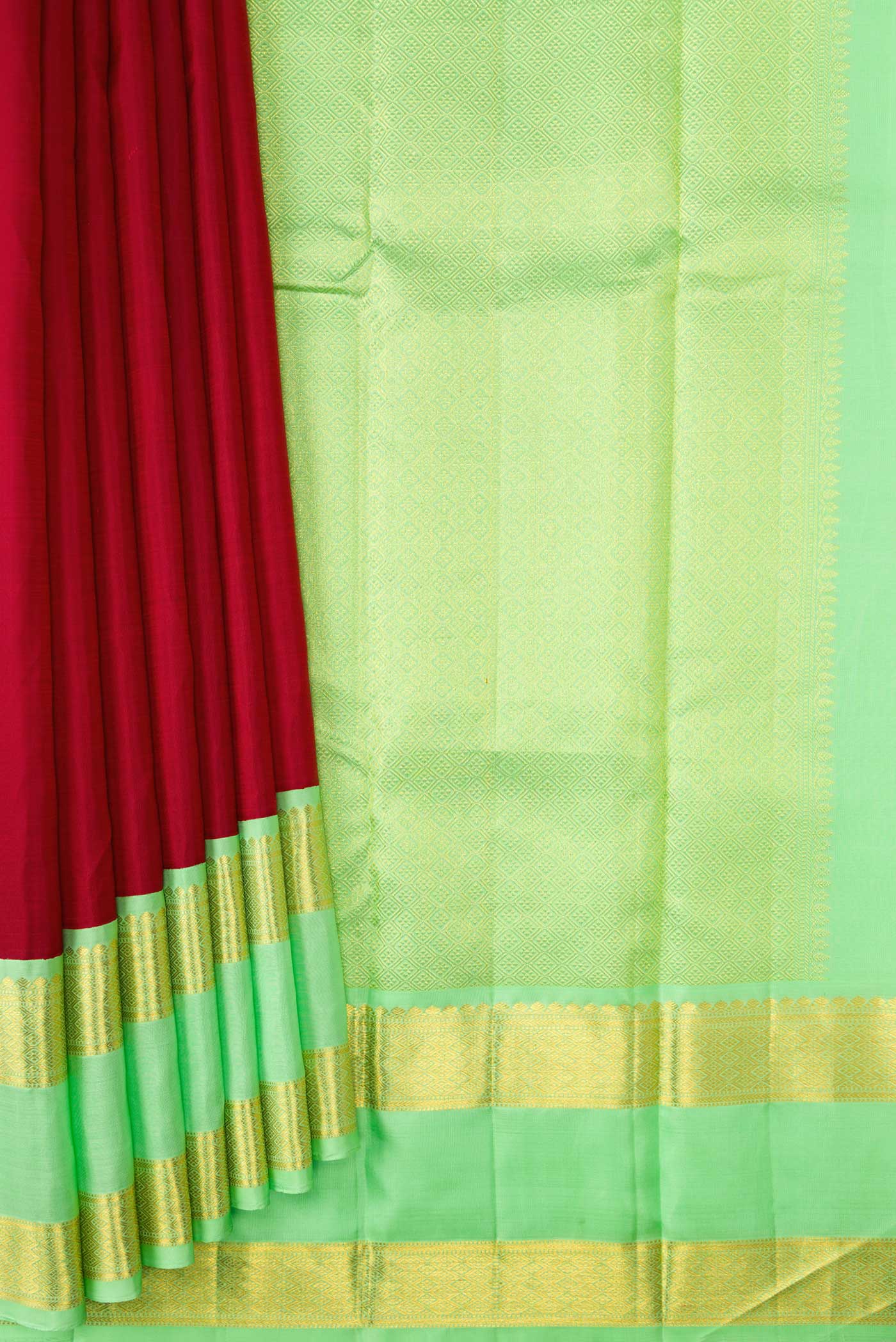 Pleats and pallu of Red Dual Tone Kanchipuram Silk Saree with Plain Body and Zari Border