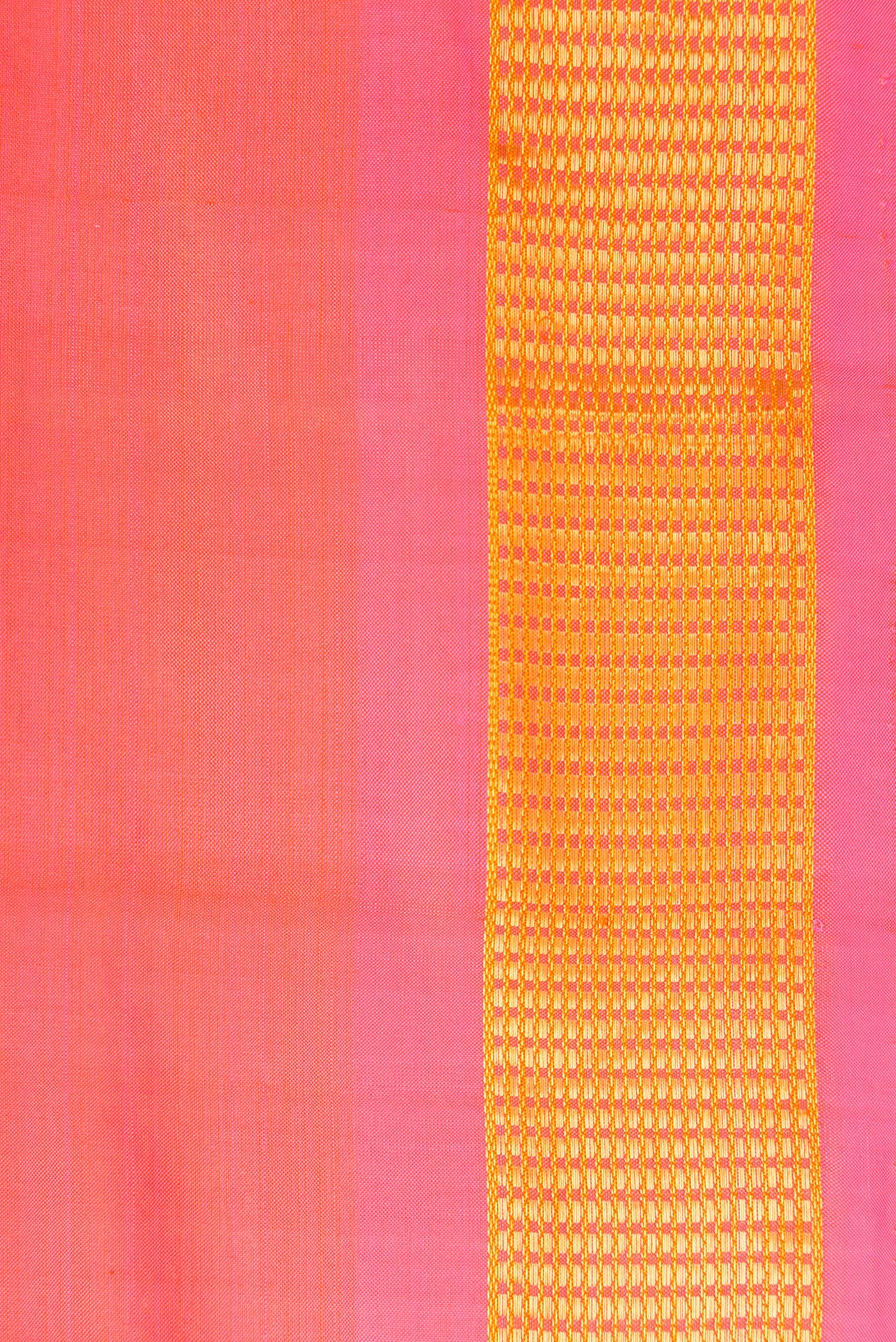Border image of Coral Dual Tone Kanjivaram Silk Nine Yards Saree with Plain Body and Zari Border. 