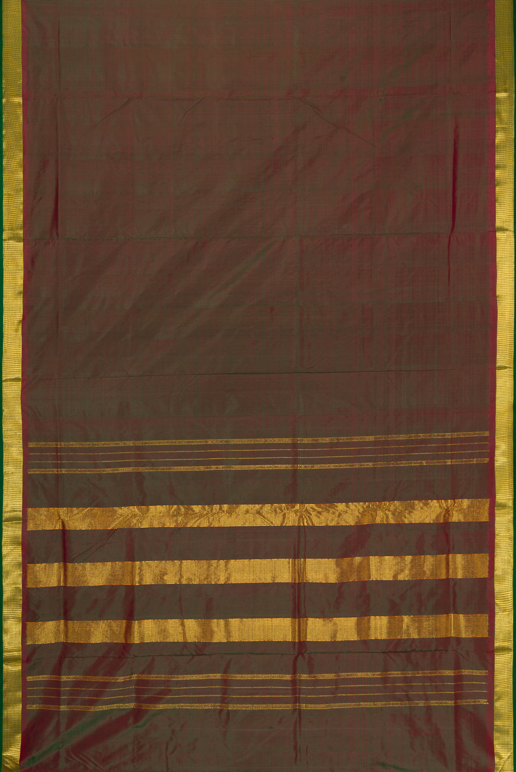 Flat view of Bottle Green Dual Tone Kanchipuram Silk Nine Yards Saree with Plain Body and Zari Border. 