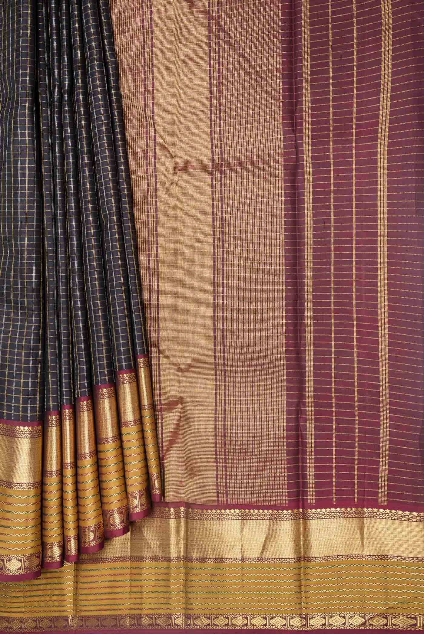 pleats pallu