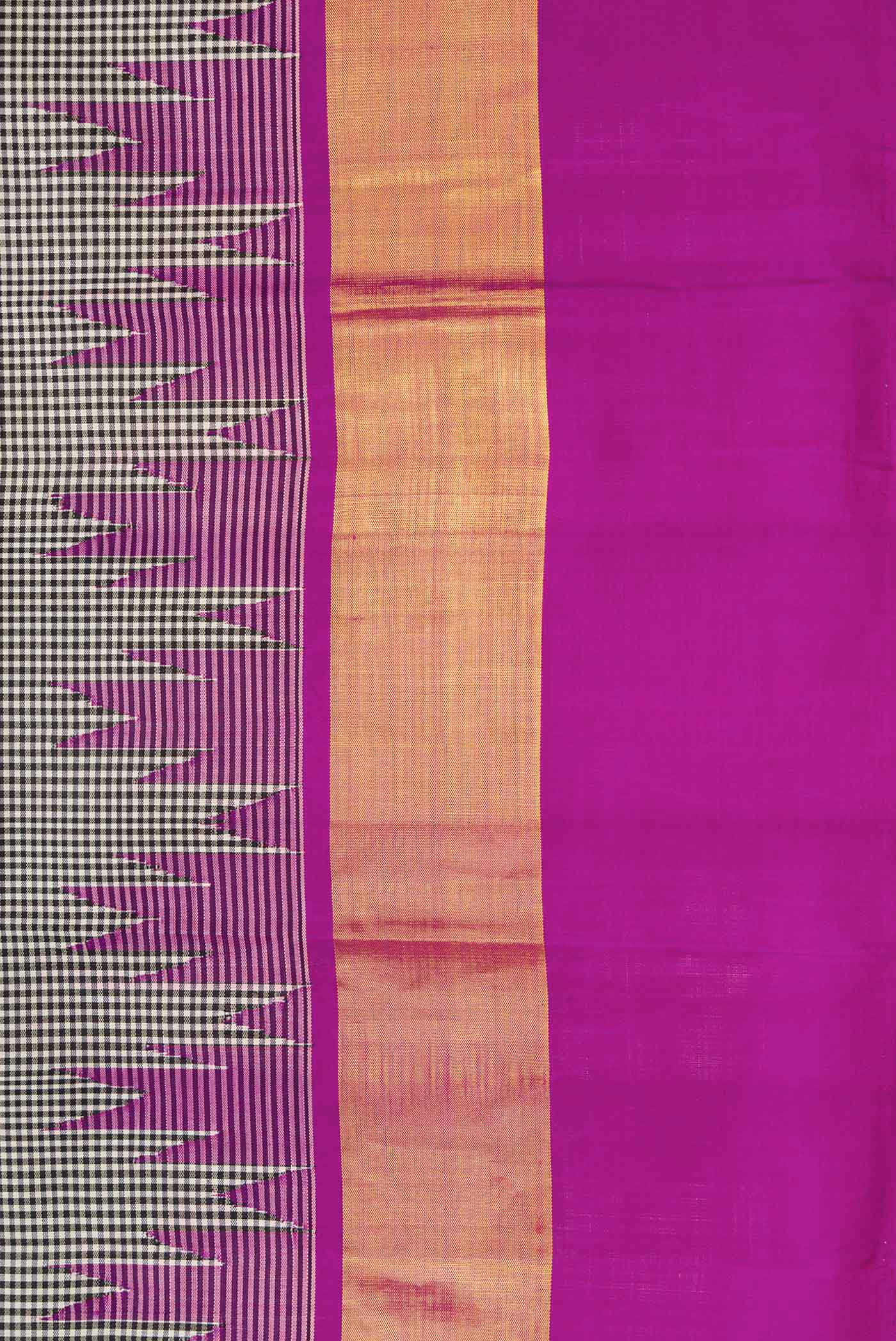 Border image of Off White Dual Tone Kanchipuram Silk Saree with Plain Body and Temple Border. 