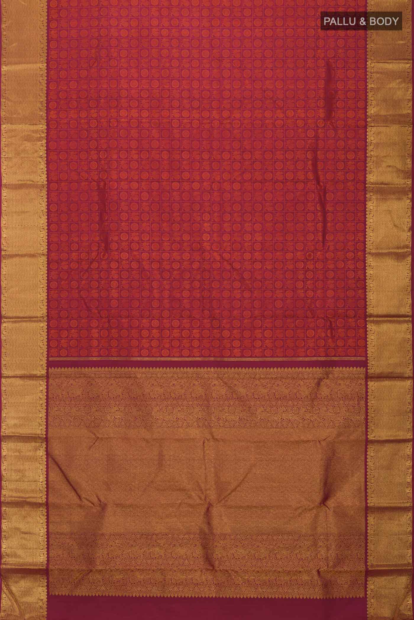 pallu body
