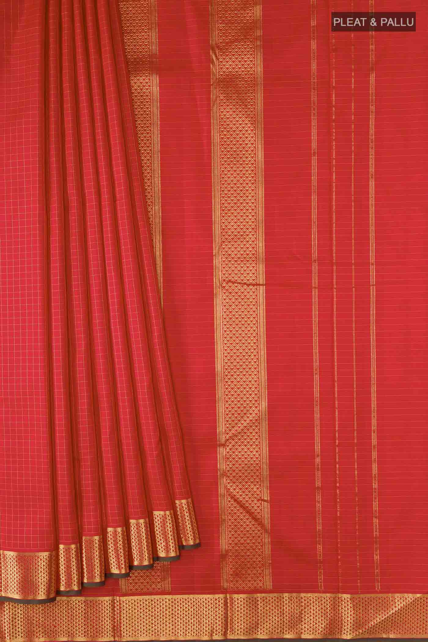 pleats pallu