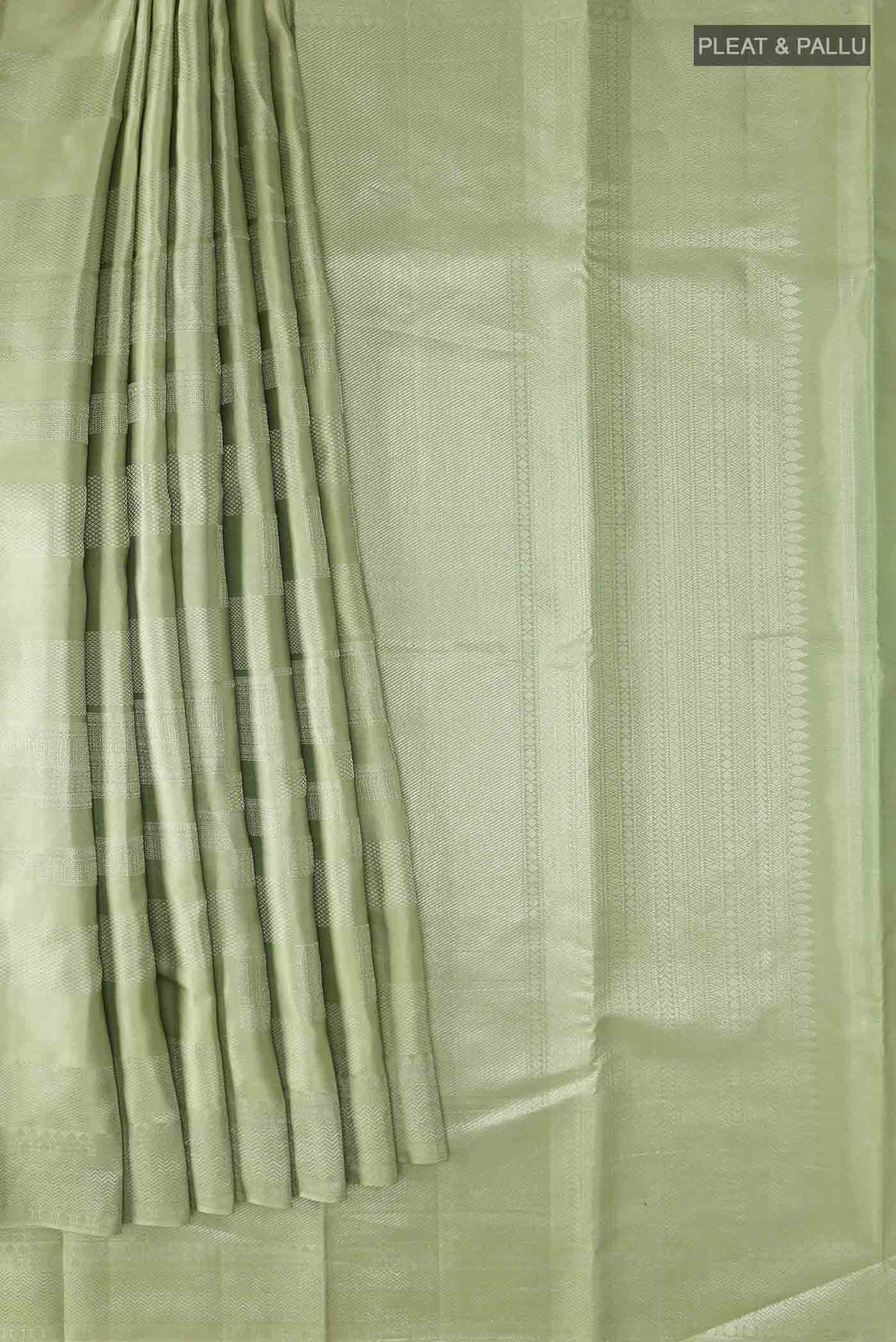 pleats pallu