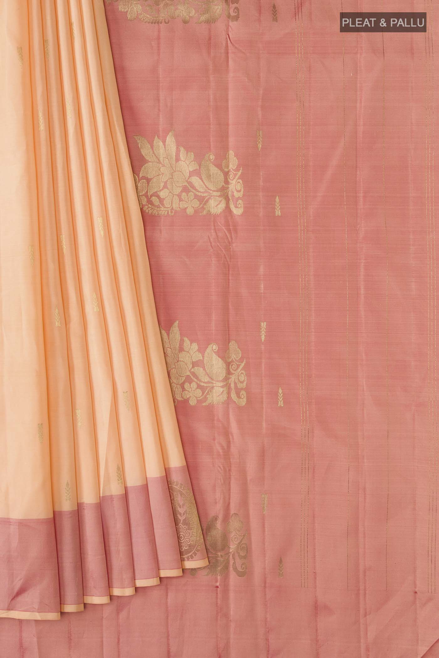 pleats pallu