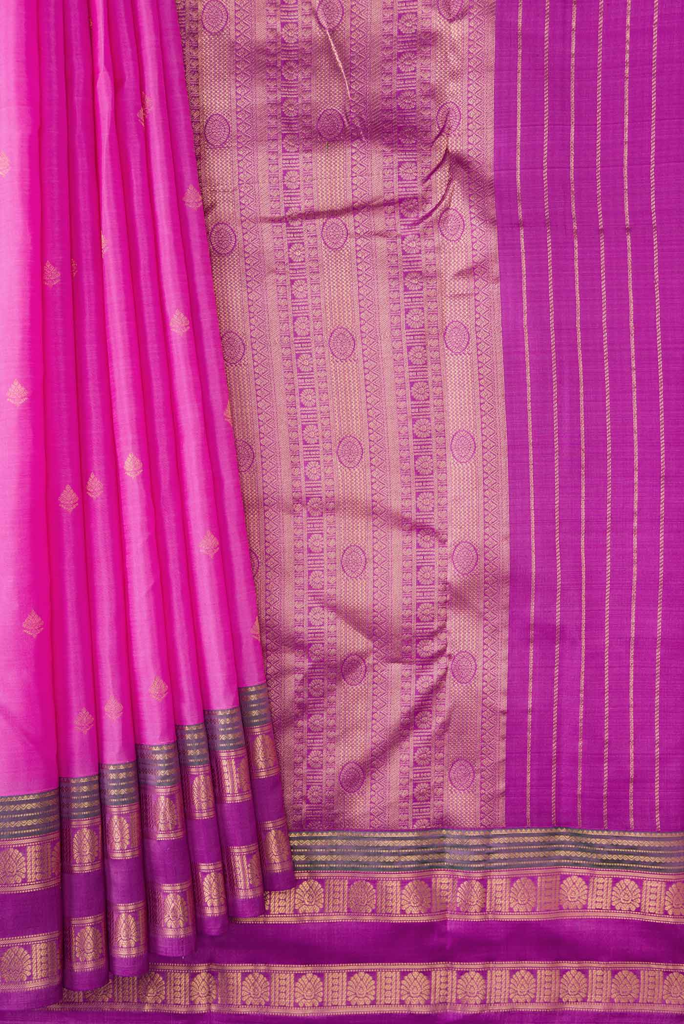 pleats pallu