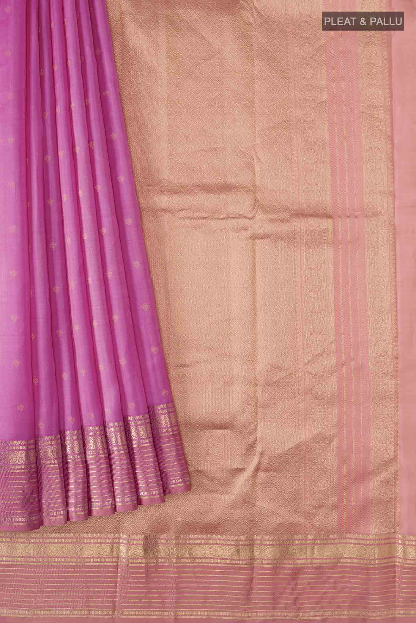 pleats pallu