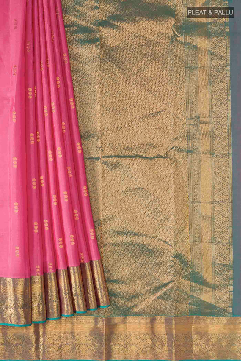 pleats pallu