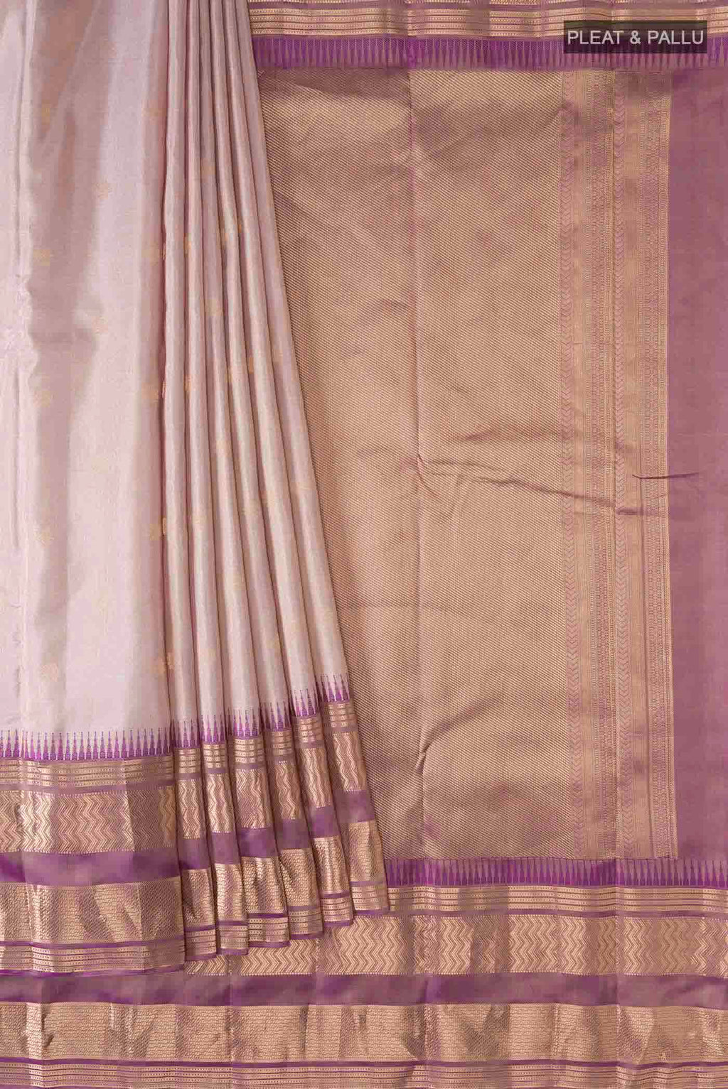 pleats pallu