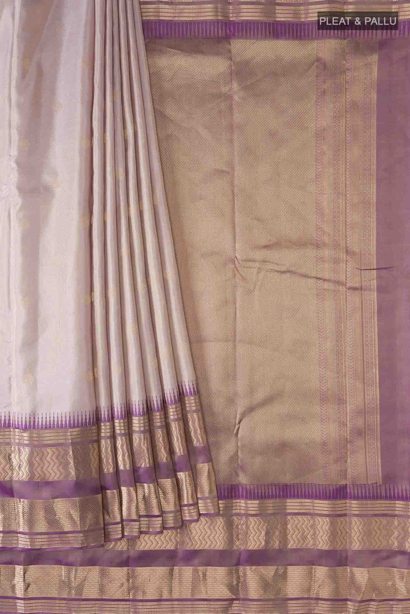 pleats pallu