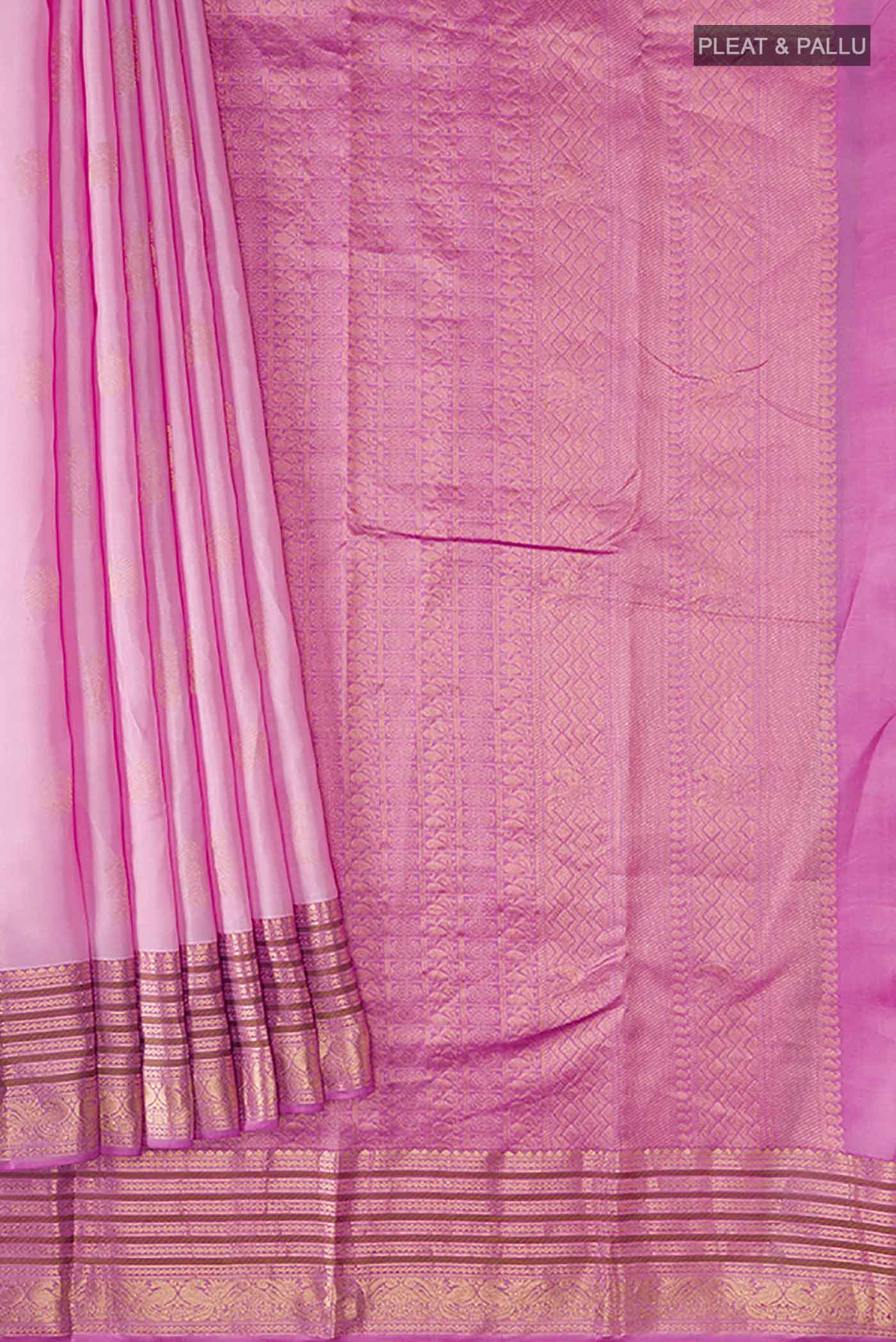 pleats pallu