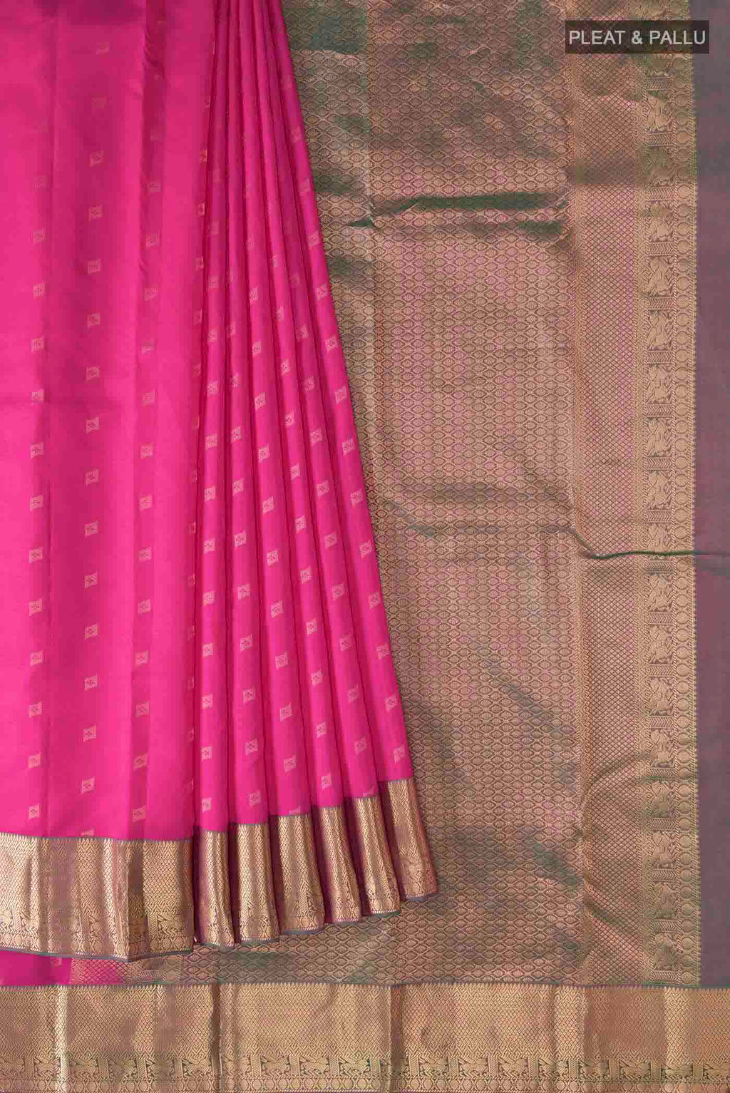 pleats pallu