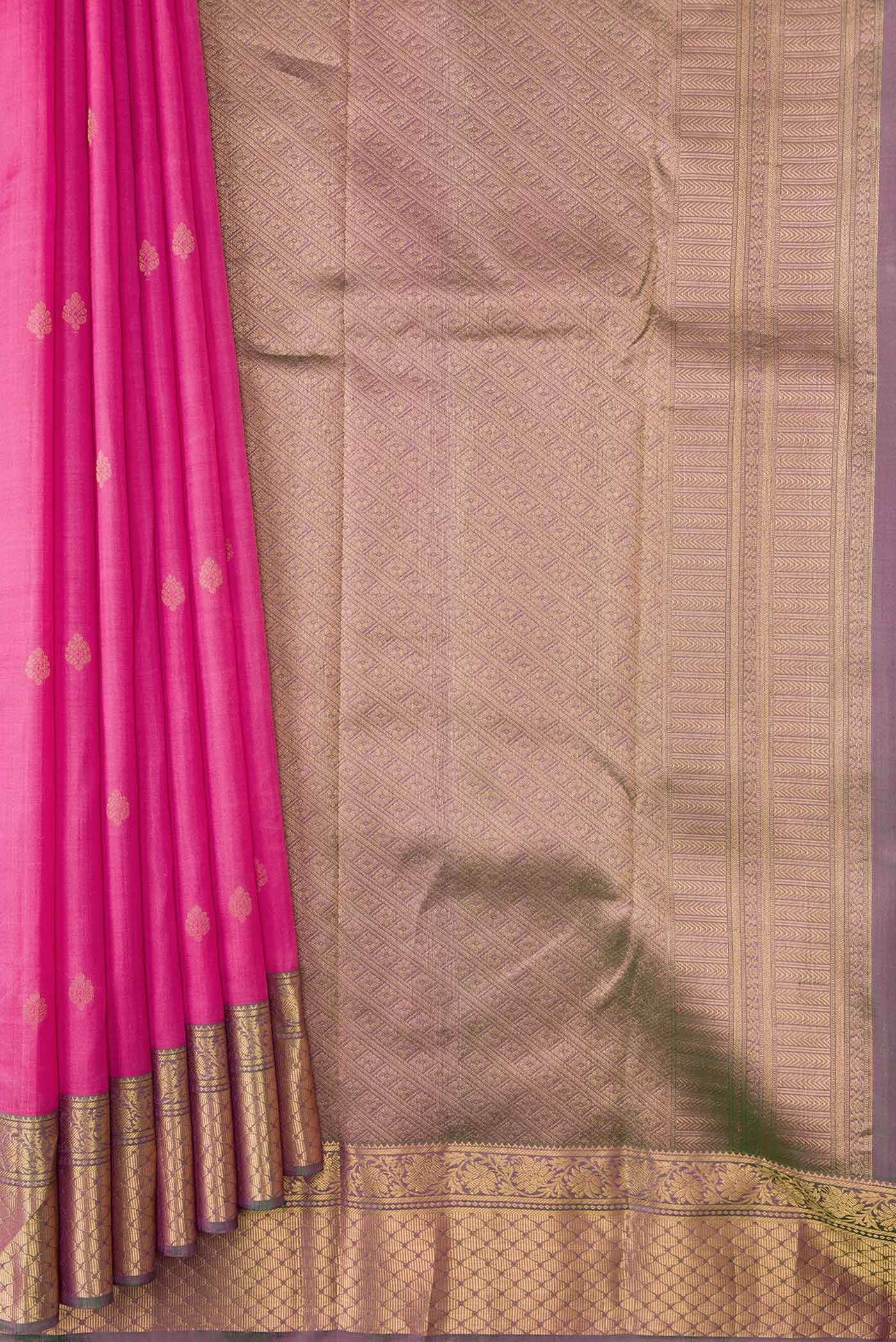 pleats pallu