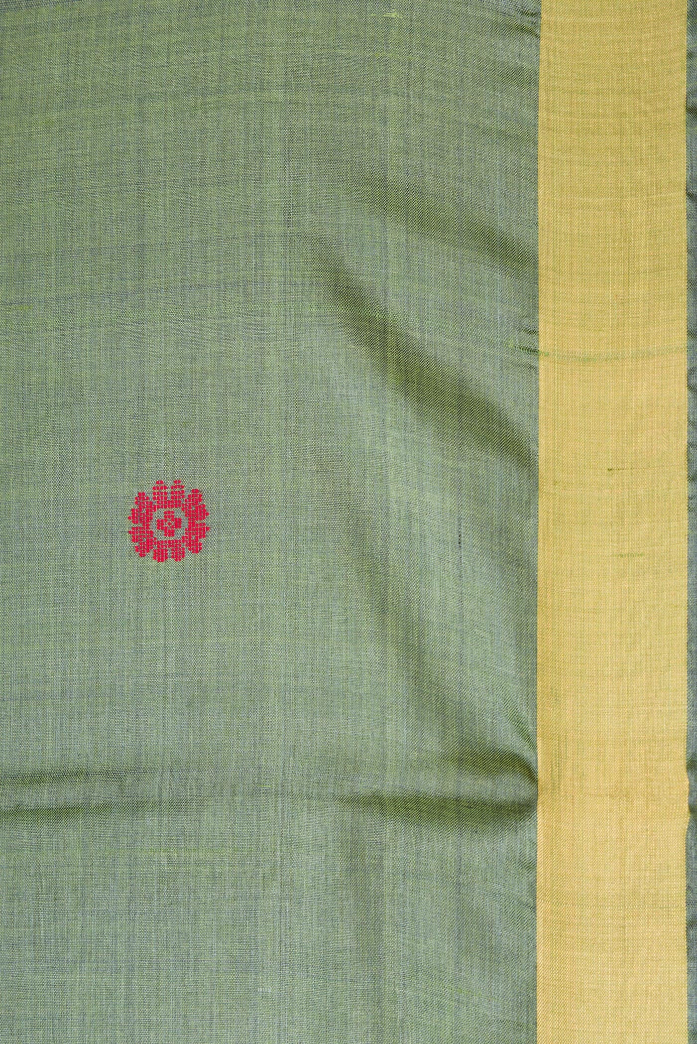 Border image of Mehandi Green Dual Tone Tussar Silk Saree with Thread Butta on the body and Zari Border. 