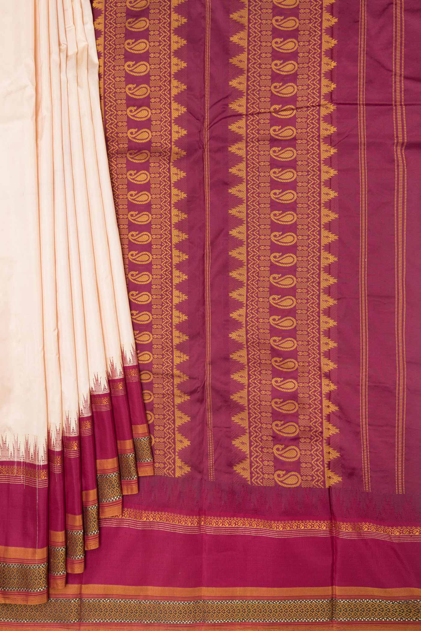 pleats pallu