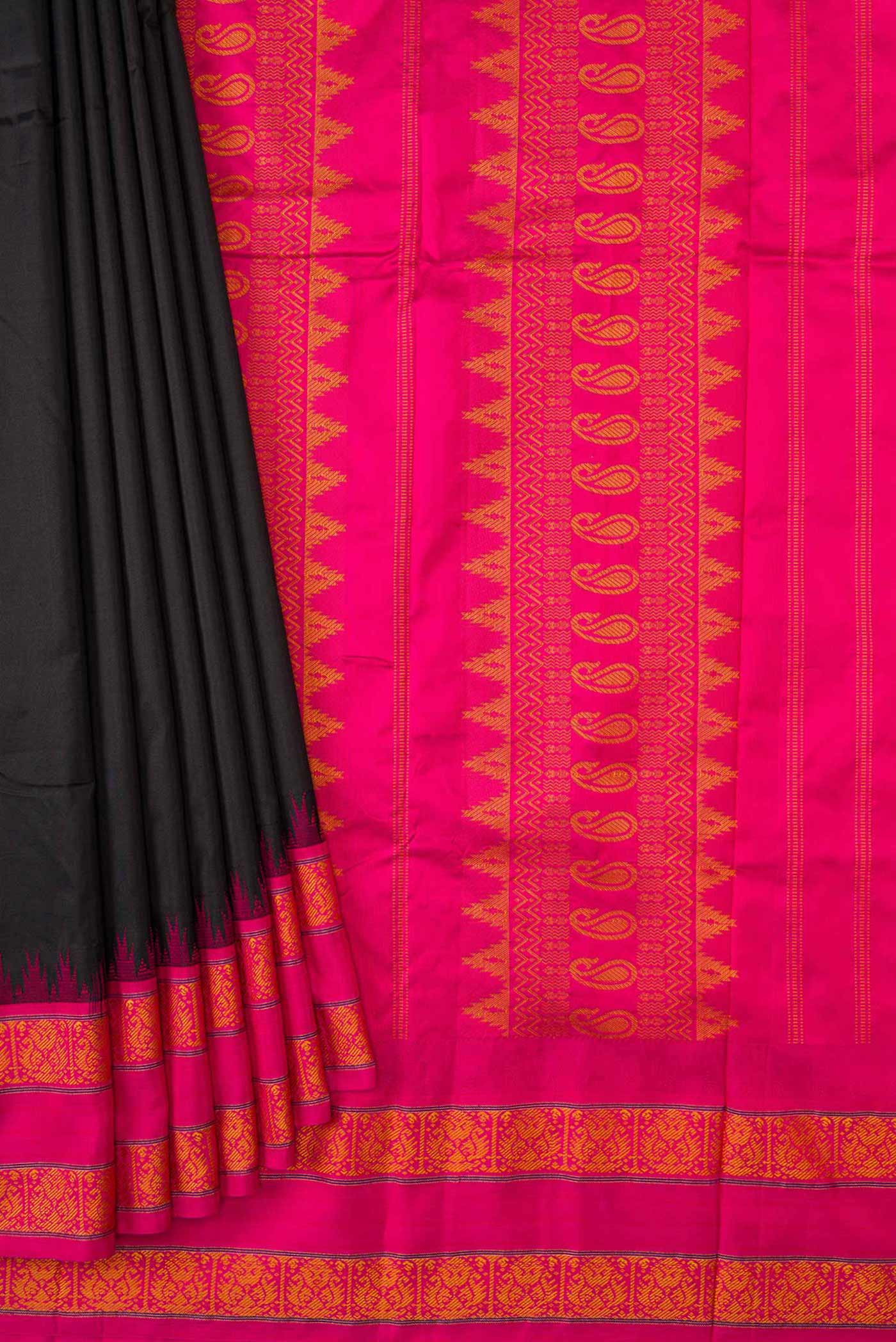 pleats pallu