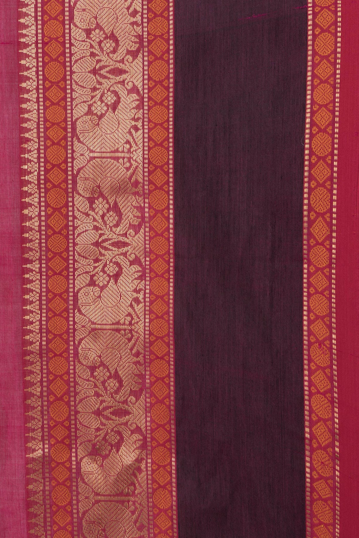 Border image of Pink Dual Tone Silk Cotton Saree with Zari Butta on the body and Zari Border. 