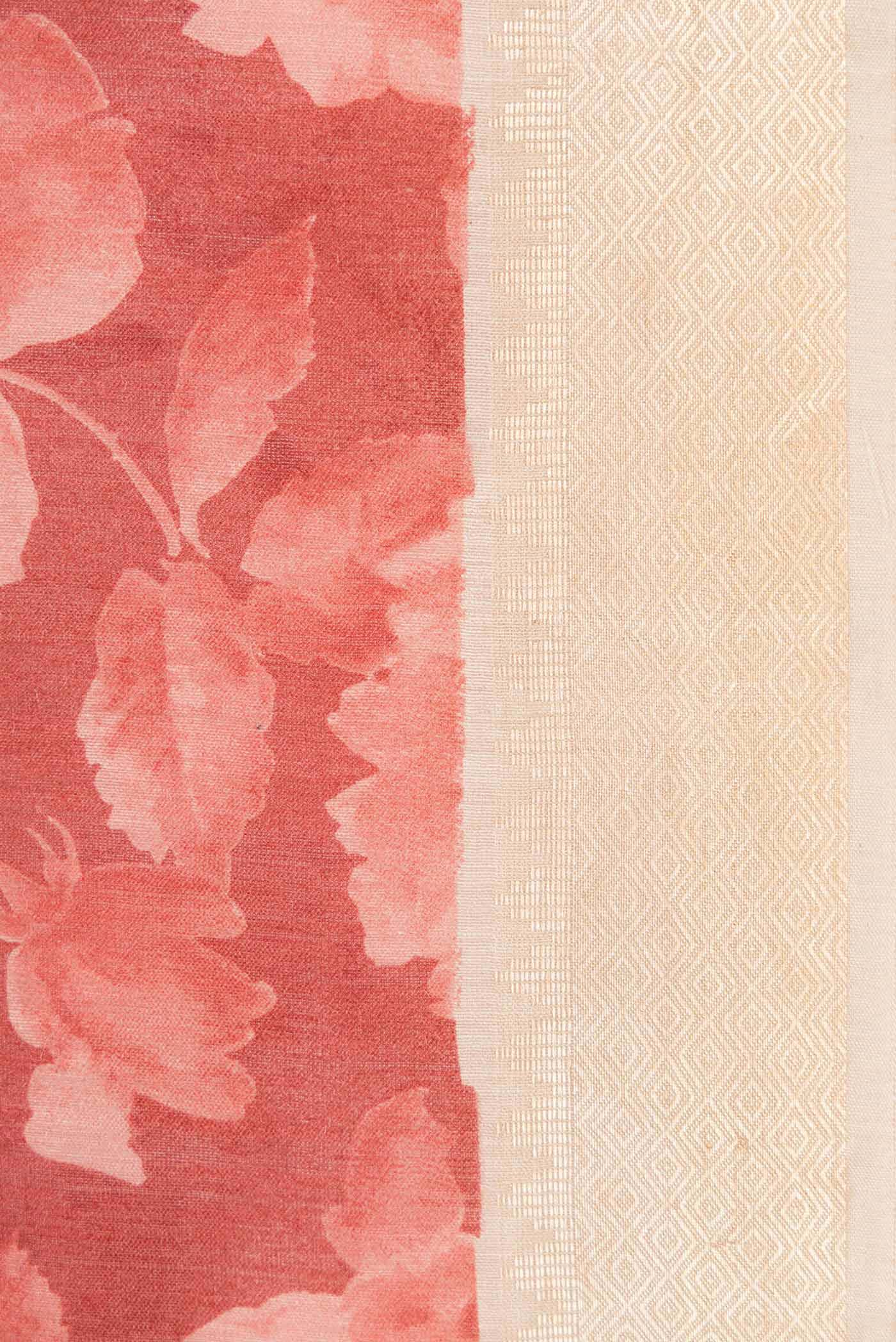Border image of Dark Pink Dual Tone Tussar Silk Saree with Printed design on the body and Zari Border