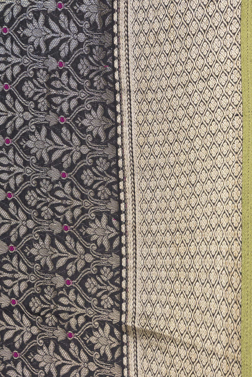 Border image of Black Dual Tone Banarasi Georgette Saree with Zari Brocade on the body and Zari Border. 