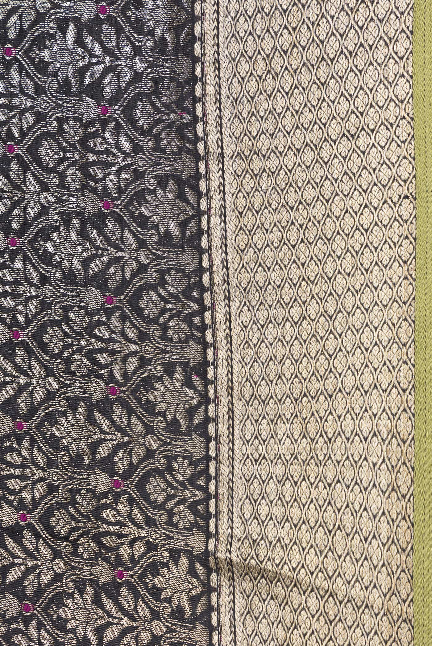 Border image of Black Dual Tone Banarasi Georgette Saree with Zari Brocade on the body and Zari Border. 