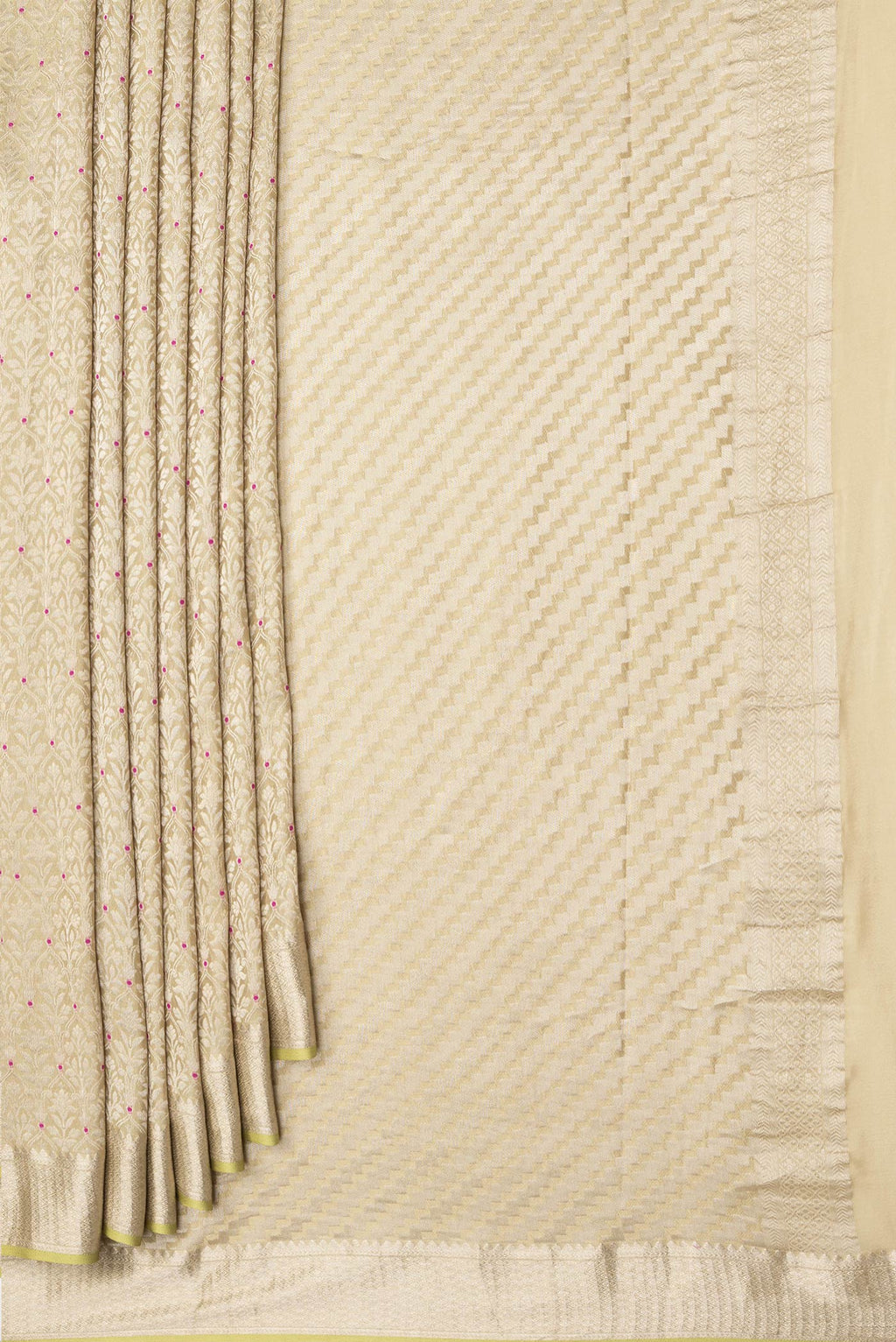 Pleats and pallu of Pista Green Dual Tone Banarasi Georgette Saree with Zari Brocade on the body and Zari Border. 