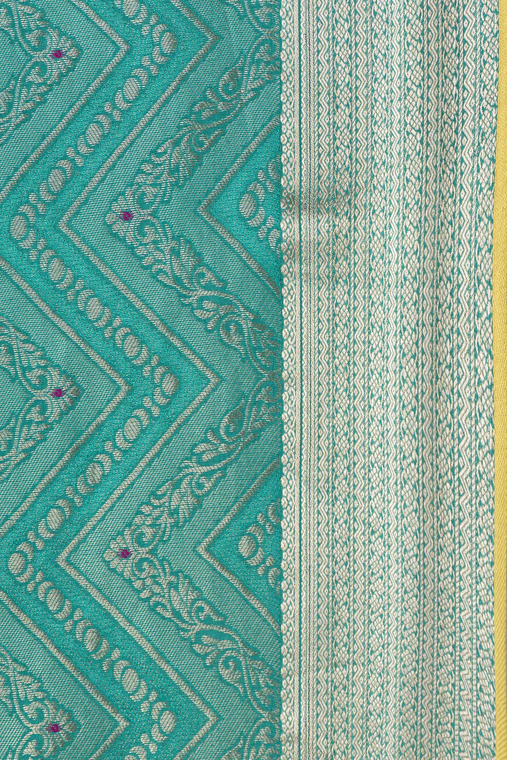 Border image of Sea Green Dual Tone Tussar Silk Saree with Zari Brocade on the body and Zari Border. 