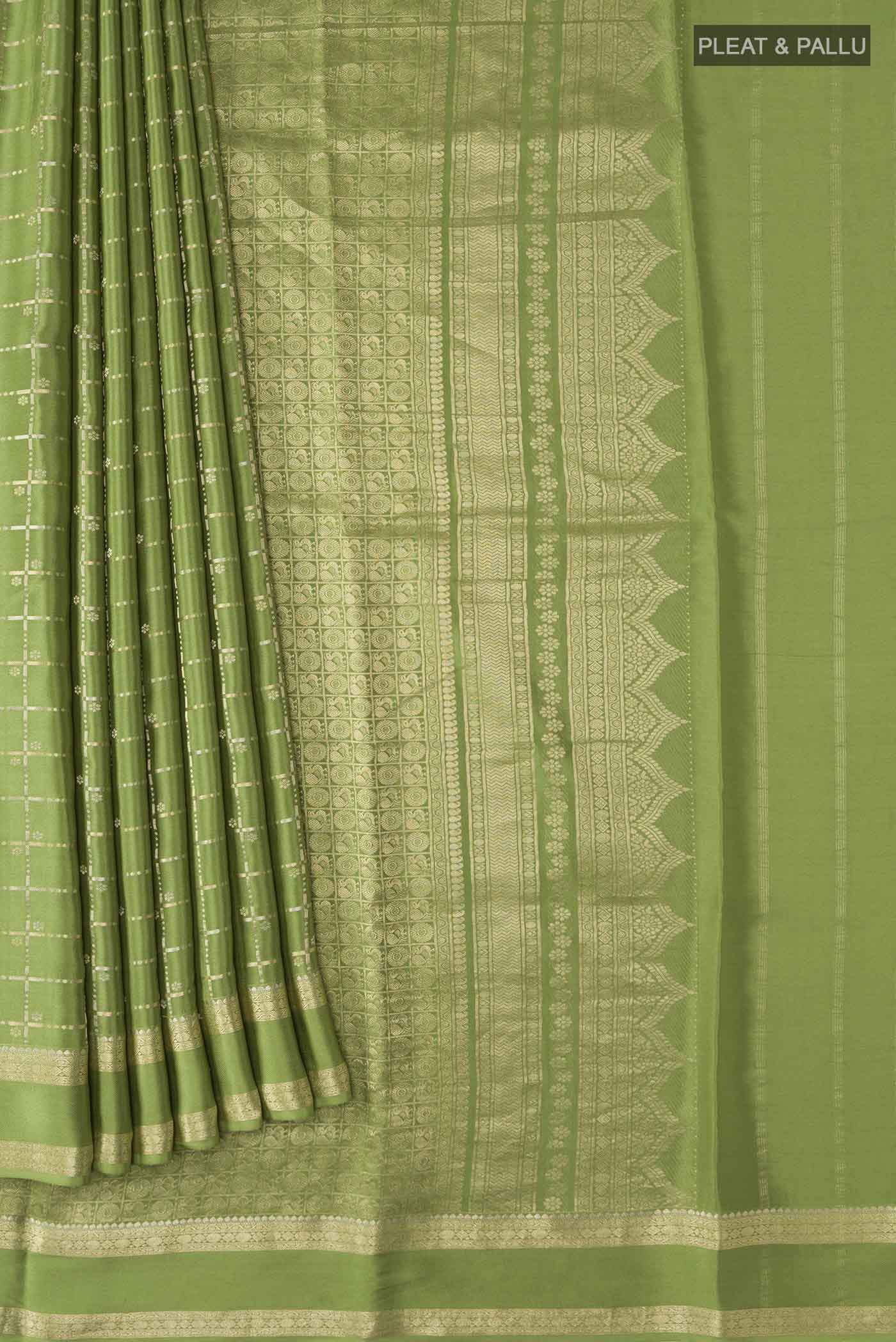 pleats pallu