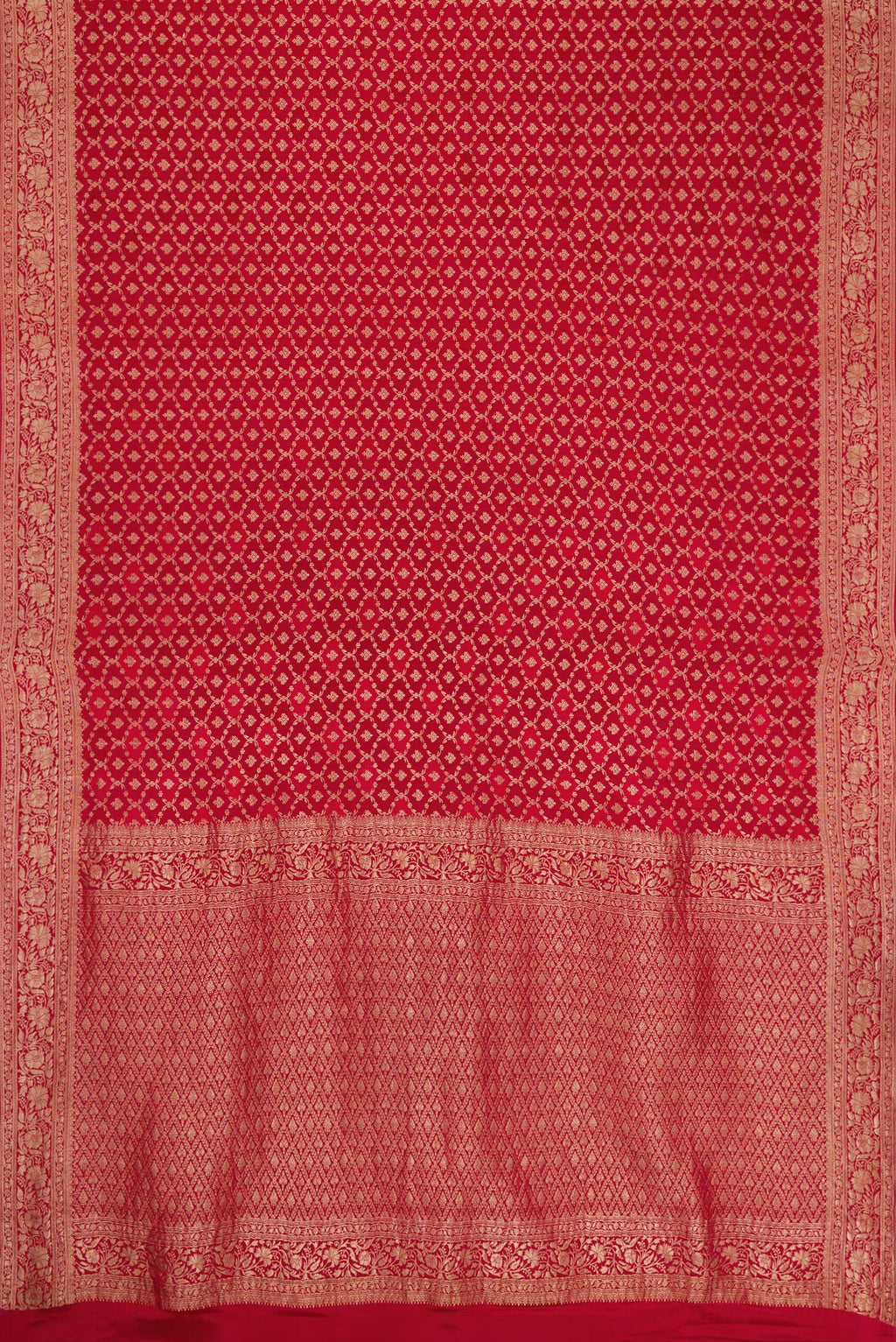 Flat view of Maroon Dual Tone Georgette Saree with Zari Brocade on the body and Zari Border. 