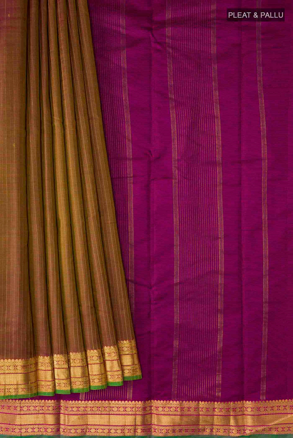 pleats pallu