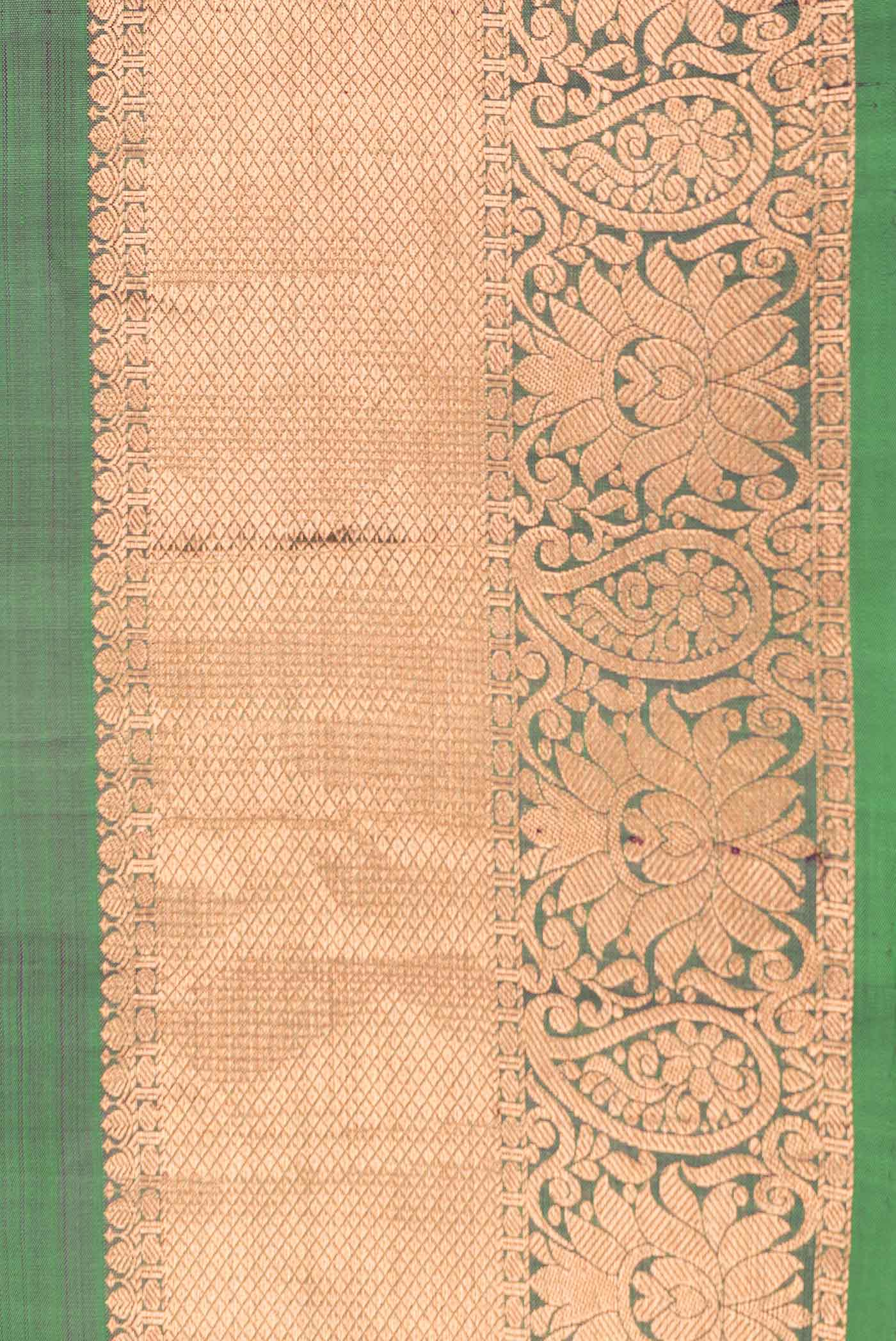 Border image of Green Dual Tone Kanchipuram Saree with Zari Butta on the body and Zari Border