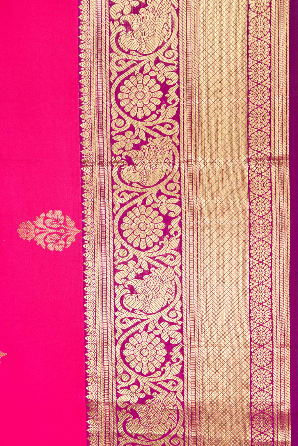 Border image of Pink Dual Tone Kanjivaram Silk Saree with Zari Butta on the body and Zari Border. 