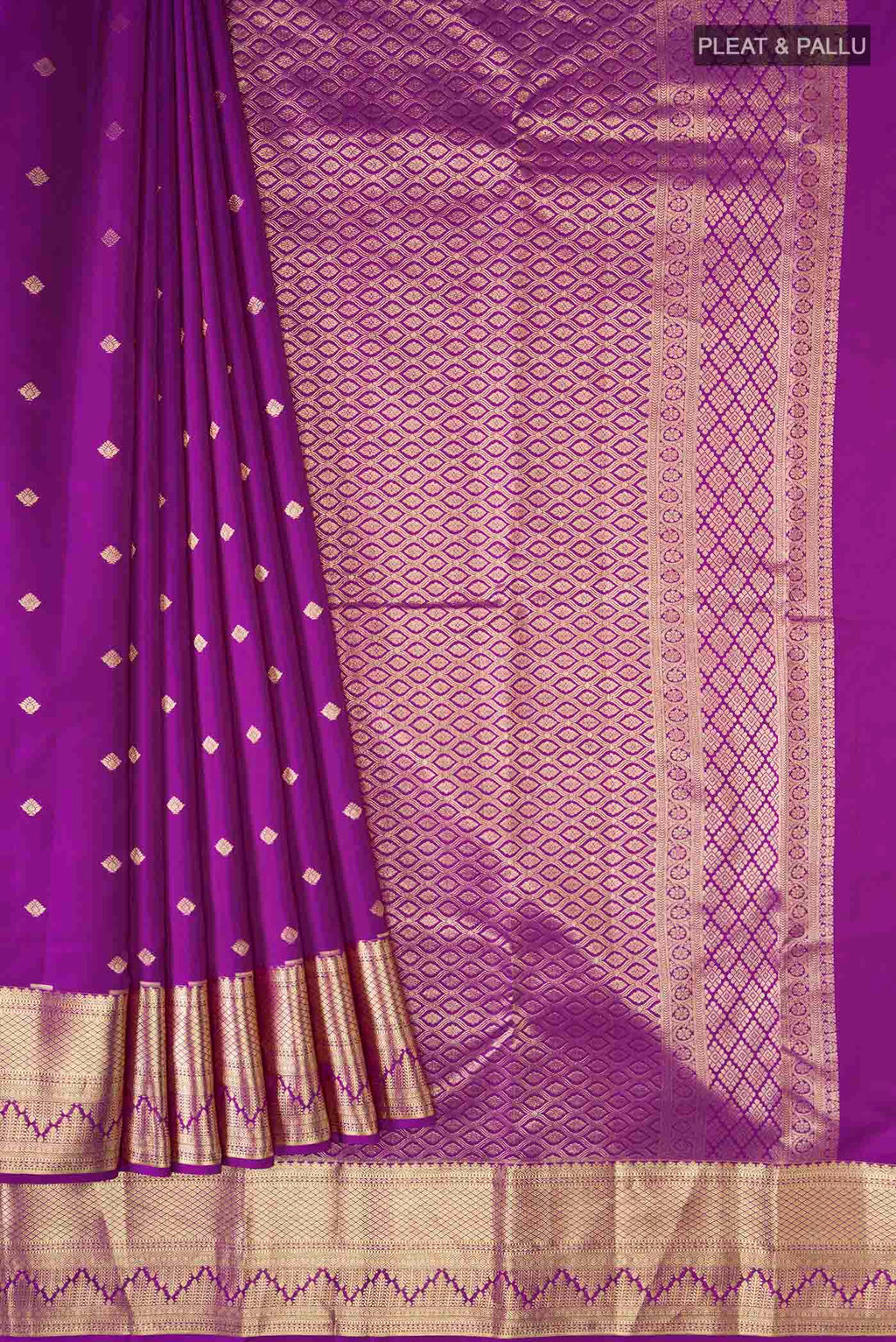 pleats pallu