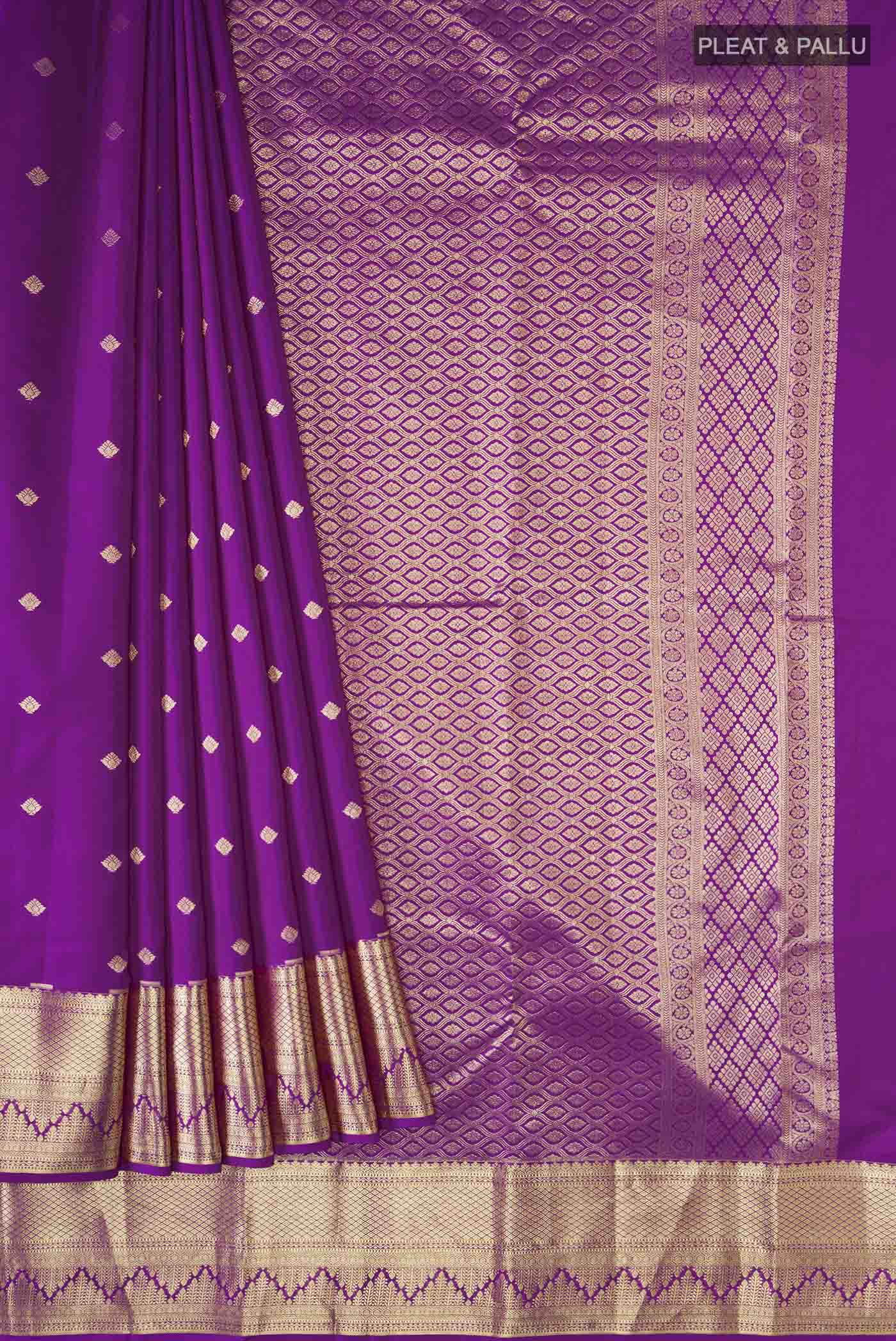 pleats pallu