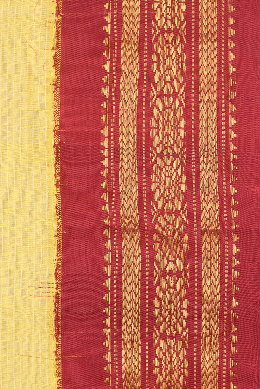 Border image of Yellow Dual Tone Gadwal Silk Saree with Checked design on the body and Zari Border. 