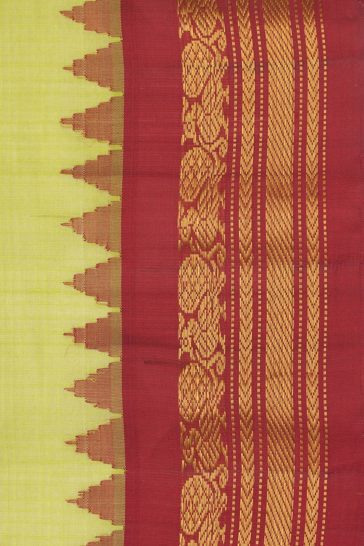 Border image of Parrot Green Dual Tone Gadwal Silk Saree with Checked design on the body and Zari Border. 