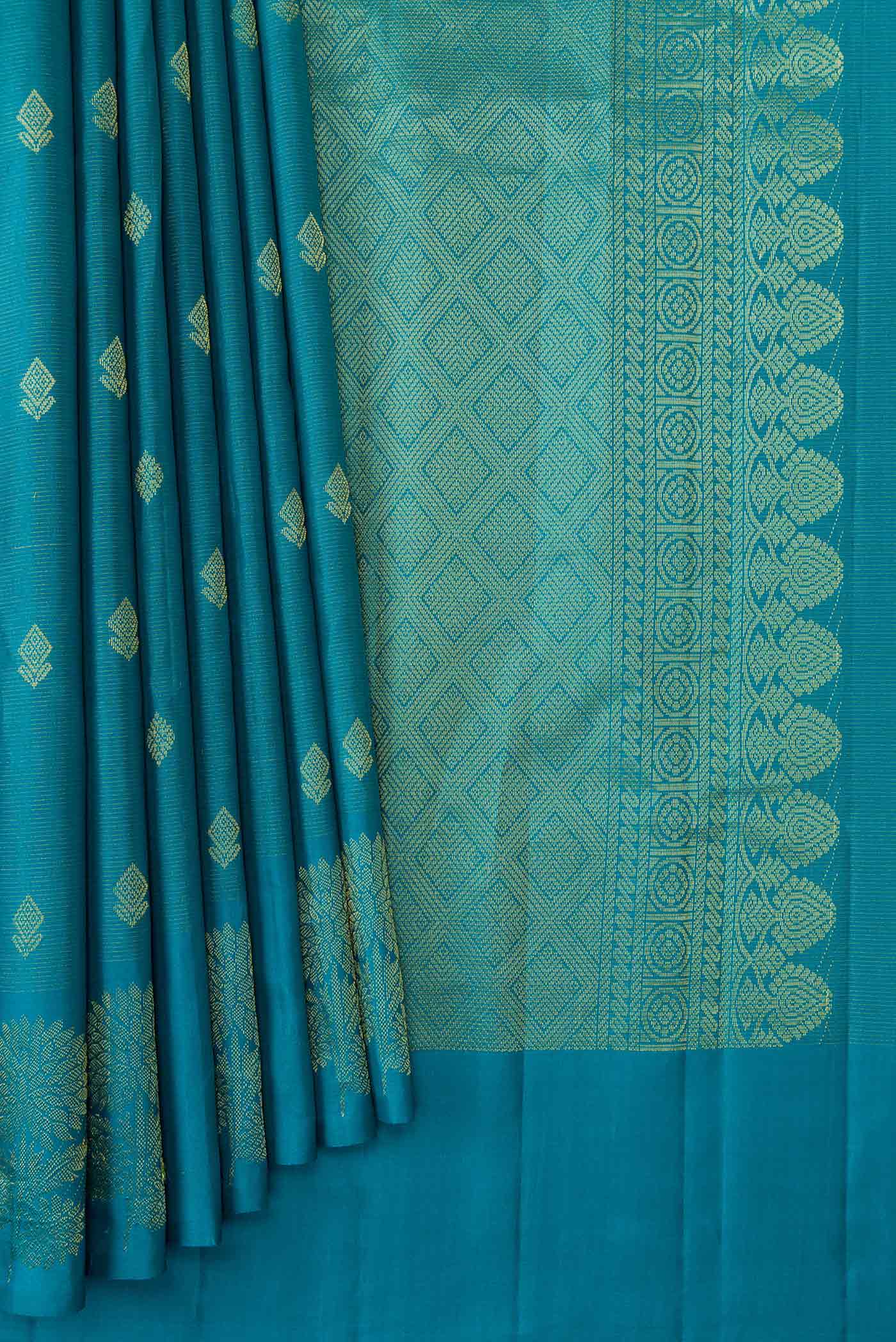pleats pallu