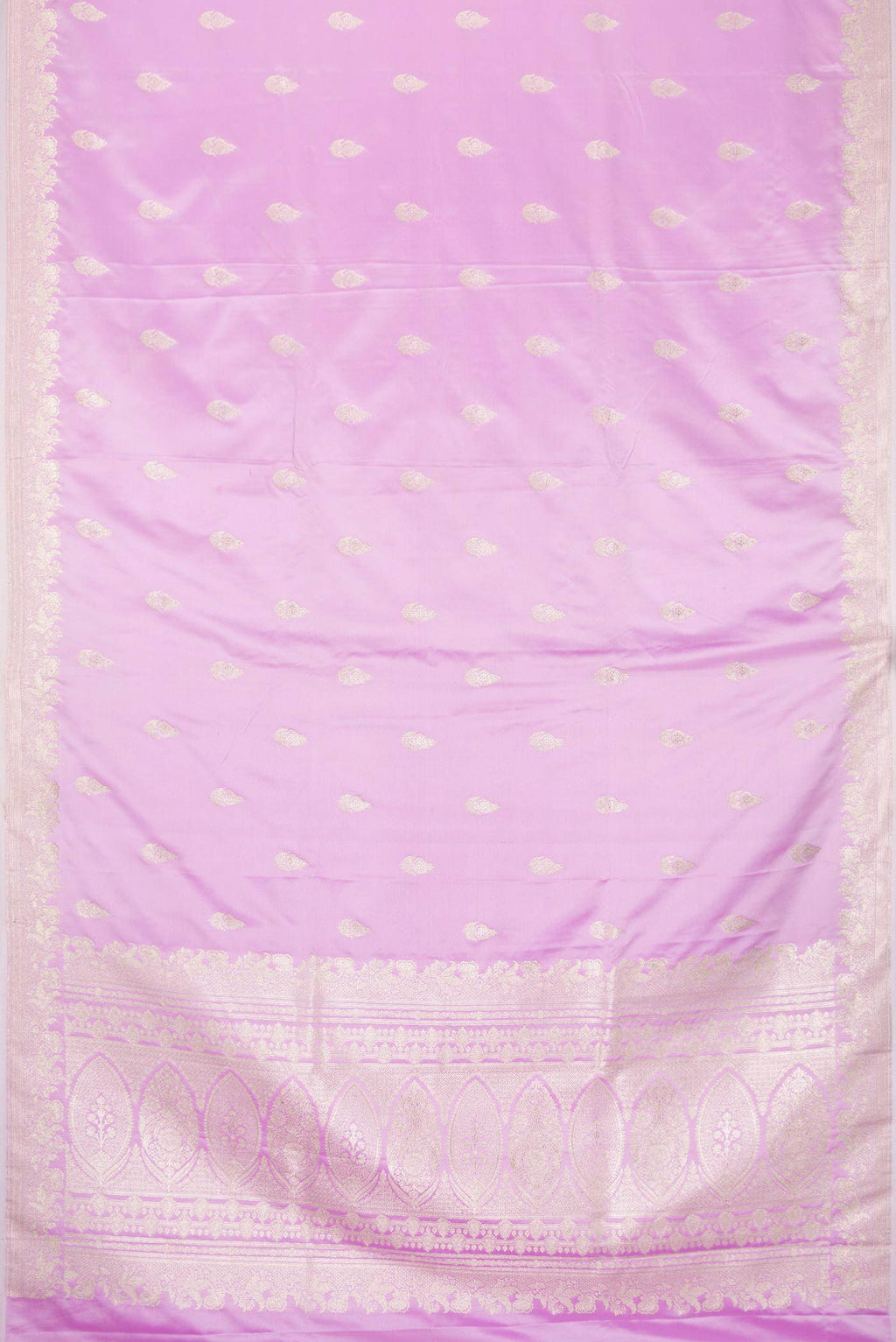 Flat view of Lilac Dual Tone Blended Banarasi Silk Saree with Zari Butta on the body and Zari Border. 