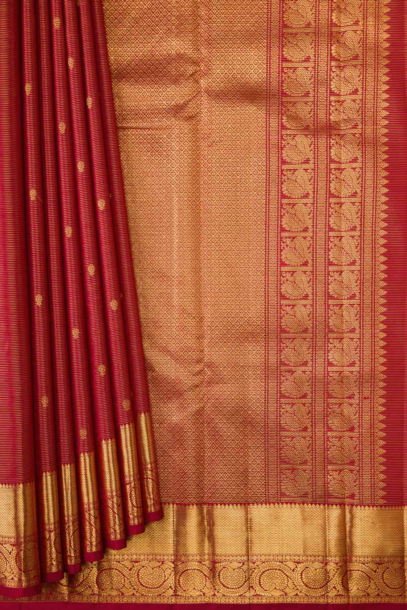 pleats pallu