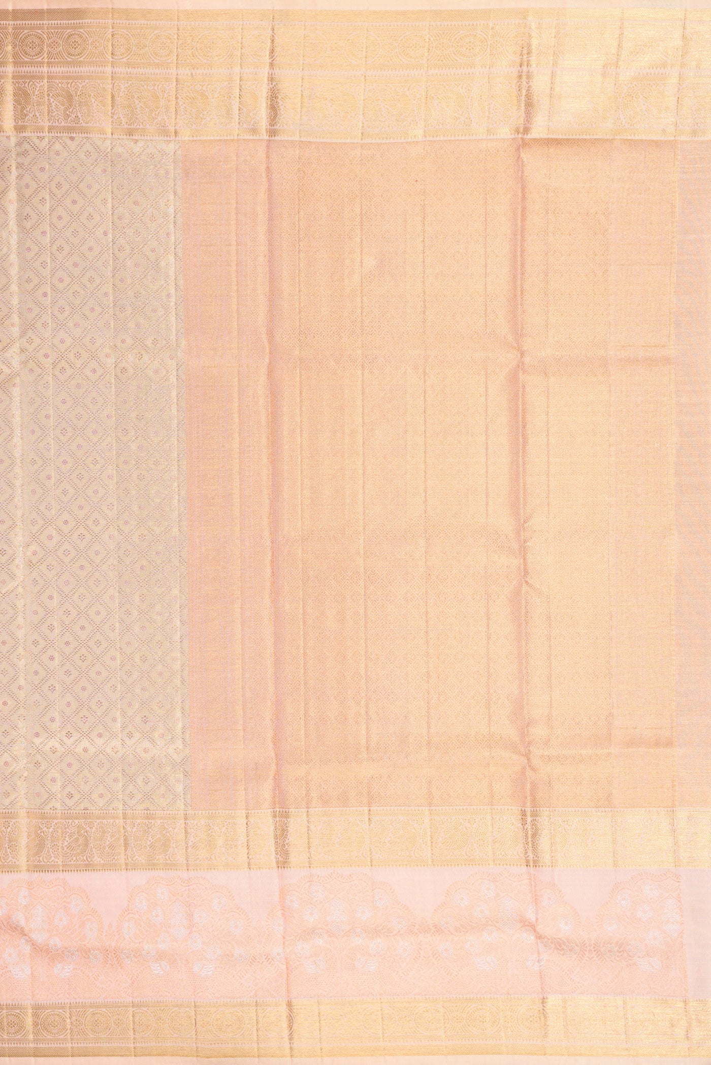 Close up image of the pallu of Gold Dual Tone Kanjivaram Tissue Silk Saree with Zari Brocade on the body and Fancy Border. 