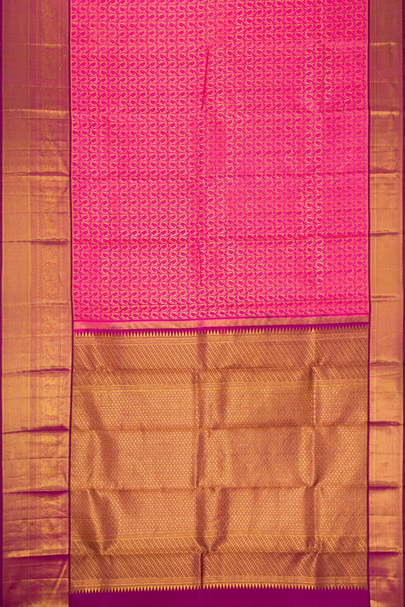 Flat view of Pink Dual Tone Kanchipuram Silk Saree with Zari Brocade on the body and Zari Border. 