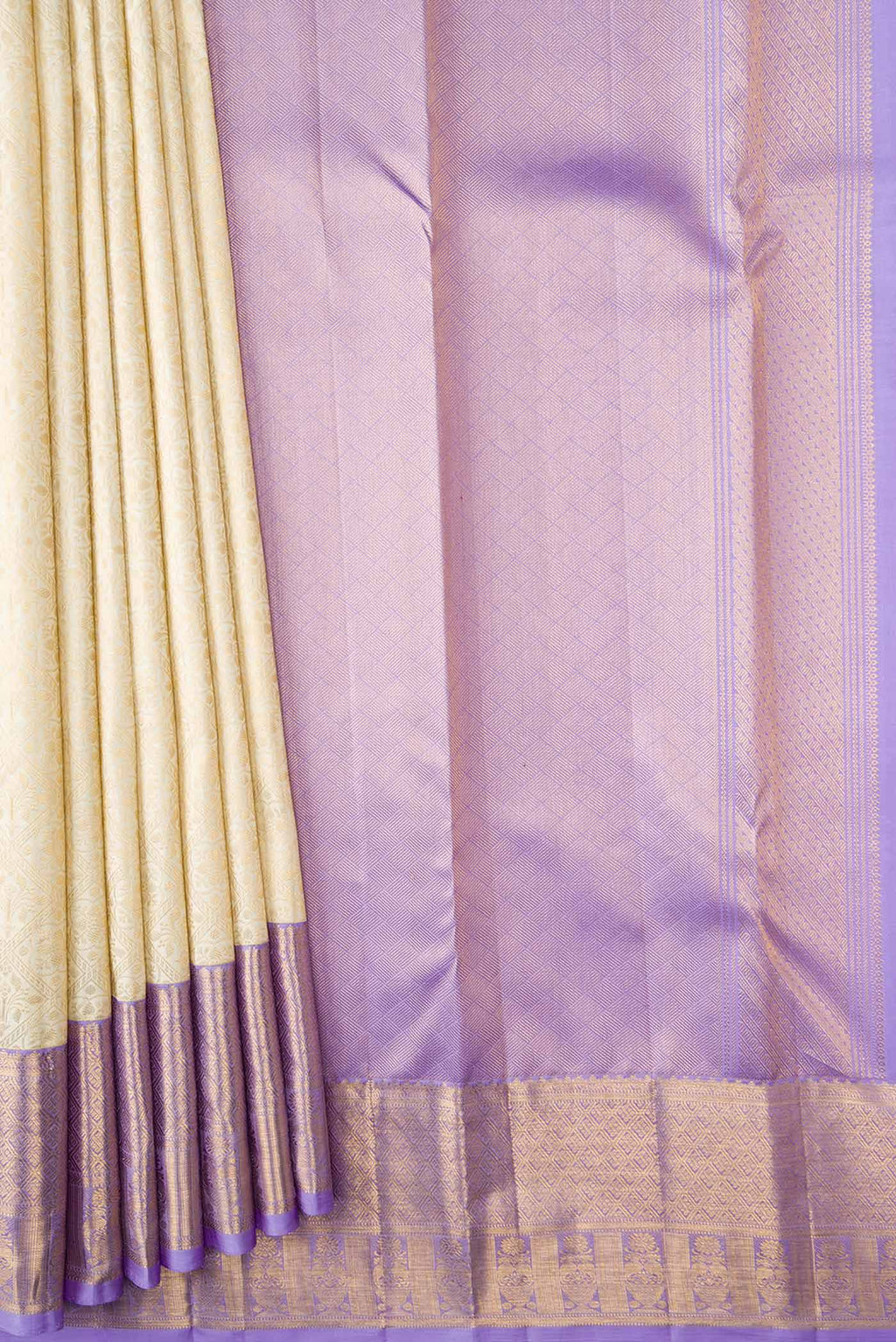 pleats pallu