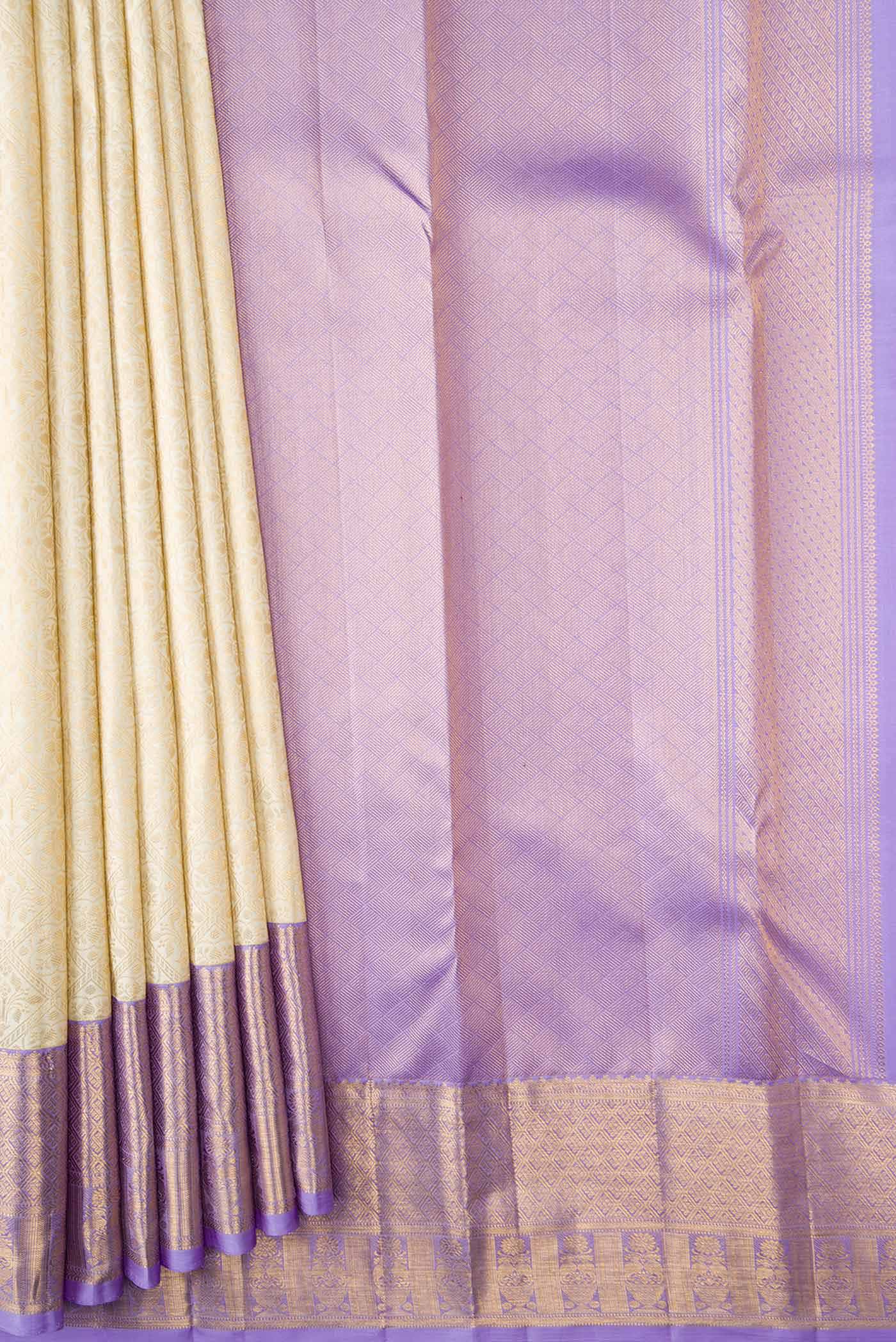 pleats pallu