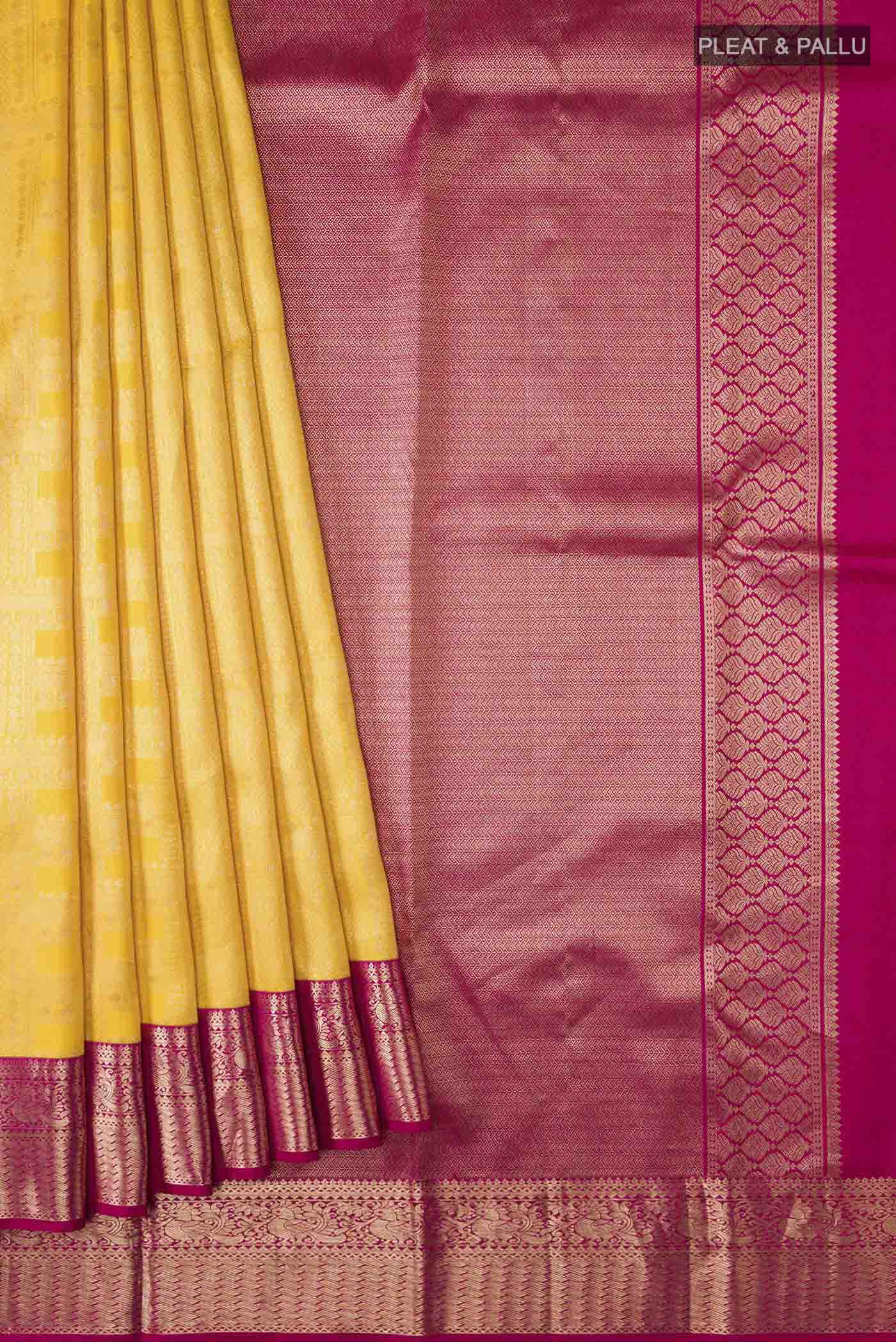 pleats pallu